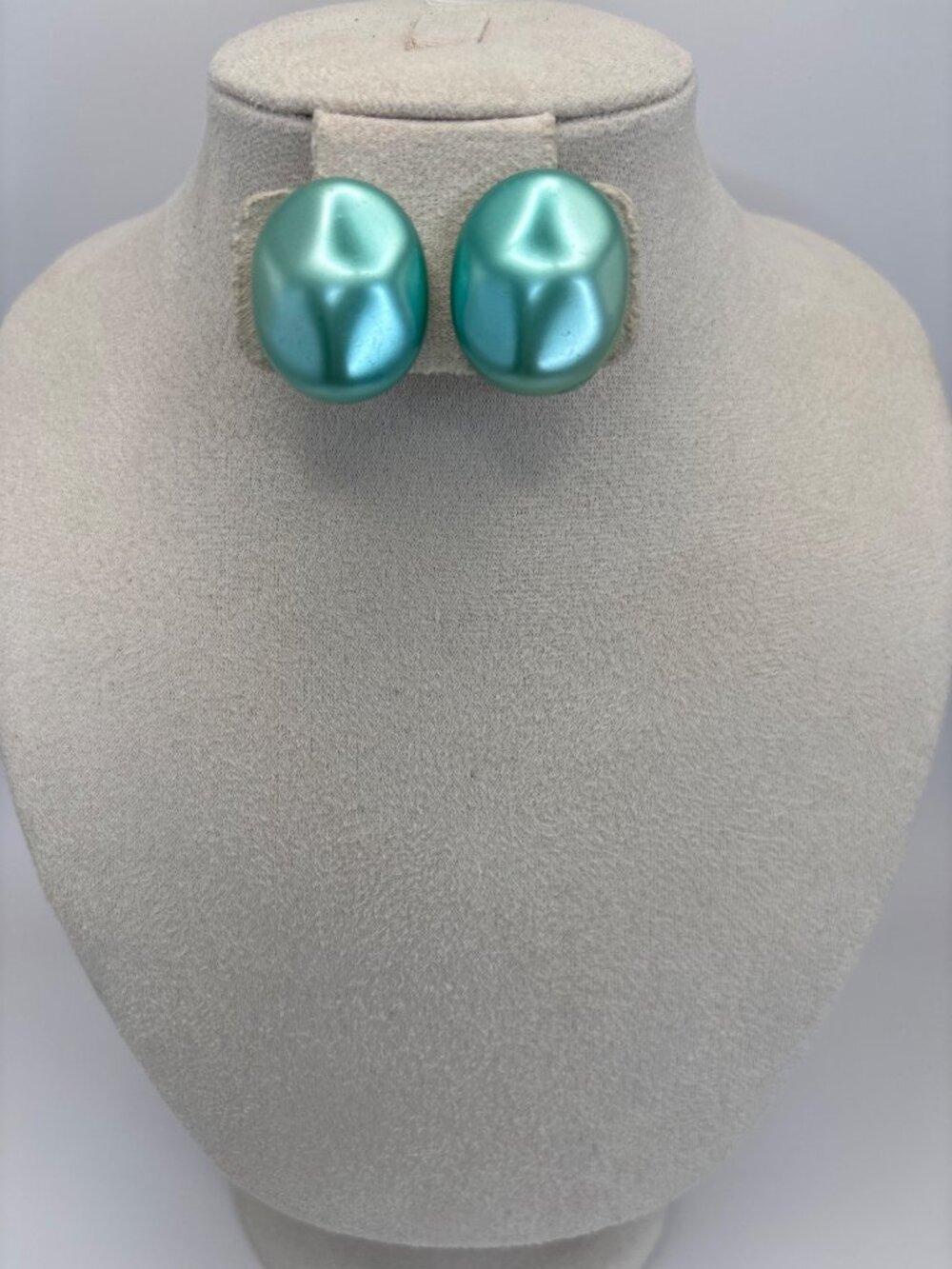 Vintage Oval Acrylic Mint Green Clip On Earrings